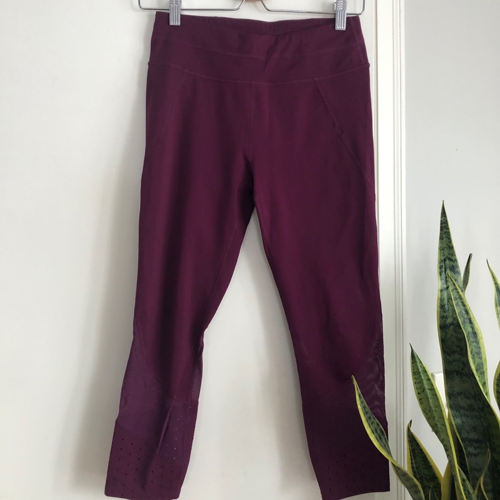 Athleta Elation Crop Leggings